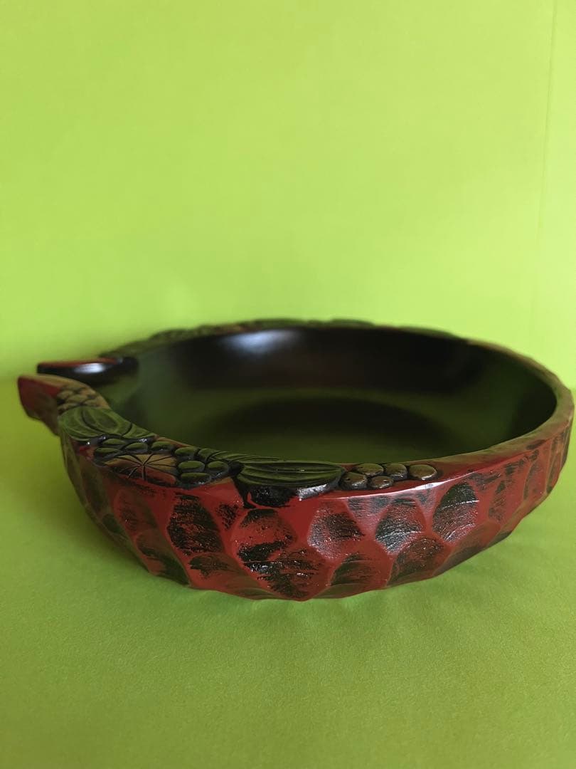 川添日記　片口小皿　草木彫漆器