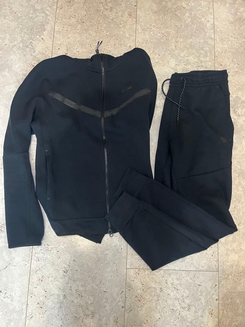 Nike ナイキ　テックフリース　セットアップ　ジャージ上下セット