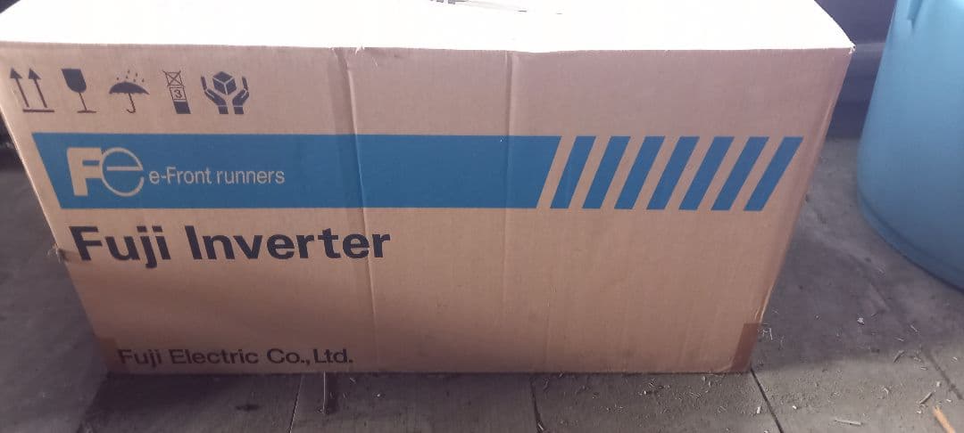 富士電機　インバータ　frn30g1s-4j