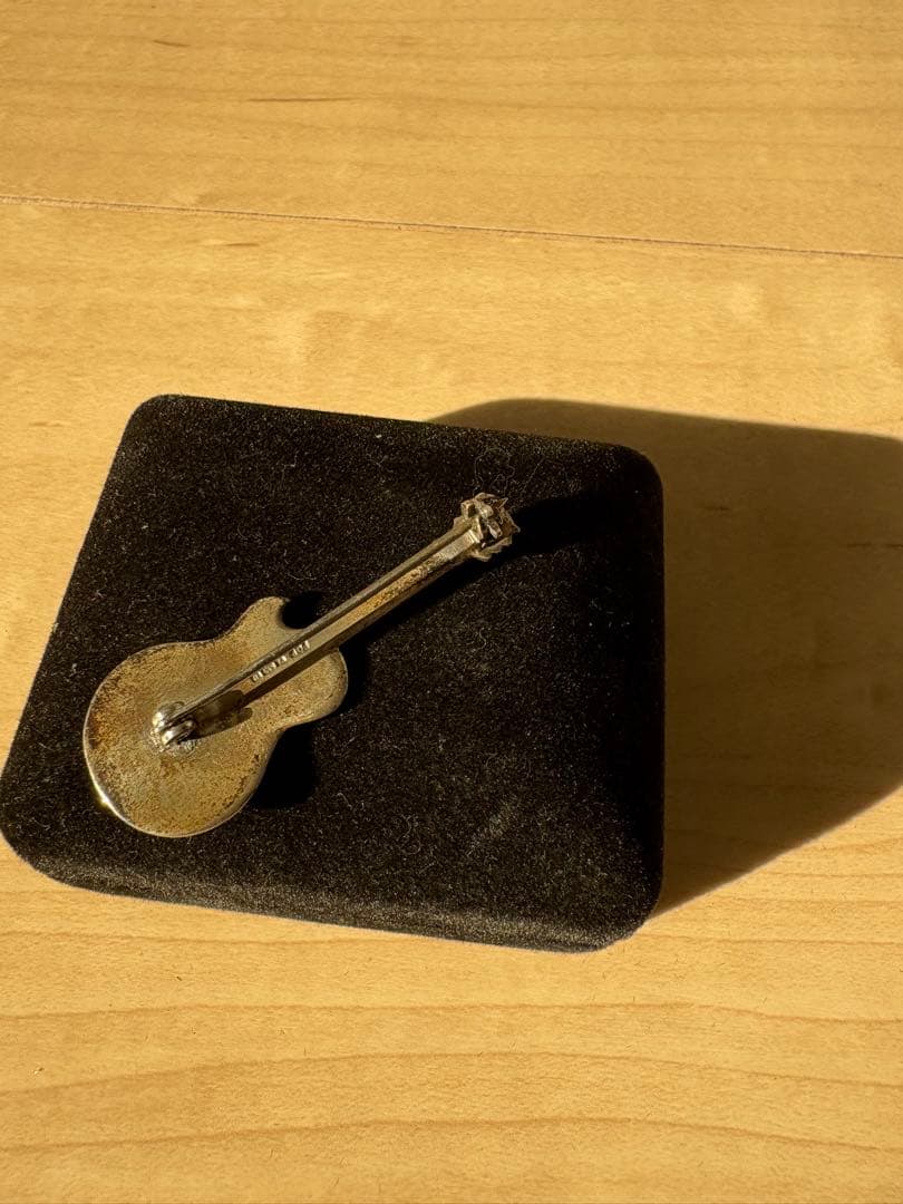 Hard Rock Cafe ギターピンバッジ ロンドン