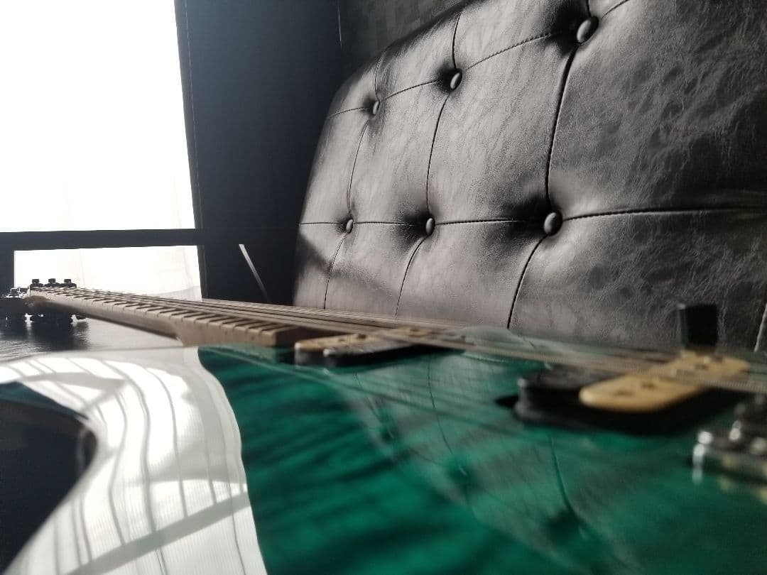 WARMOTH　オーダー　AXISタイプ　レア