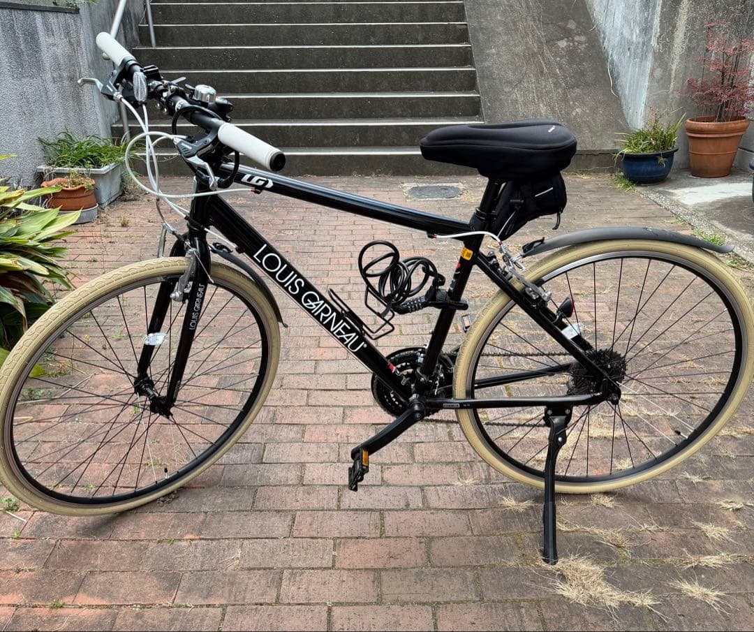 ルイガノ新古車　引き取り限定　お買い得です