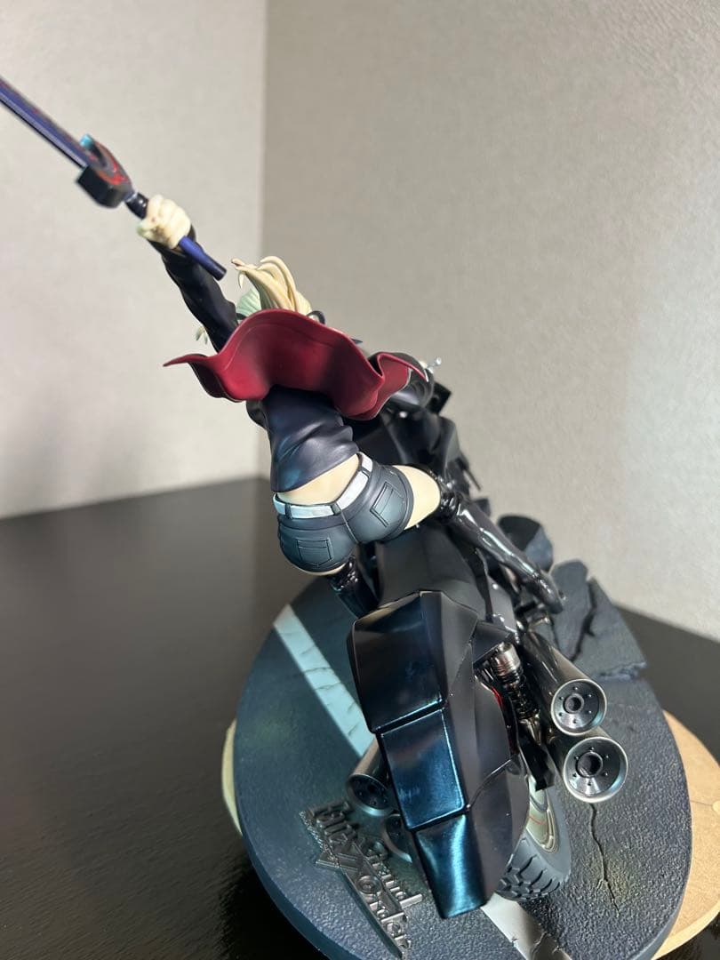 Fate アルトリア・ペンドラゴン〔オルタ〕＆キュイラッシェ・ノワール