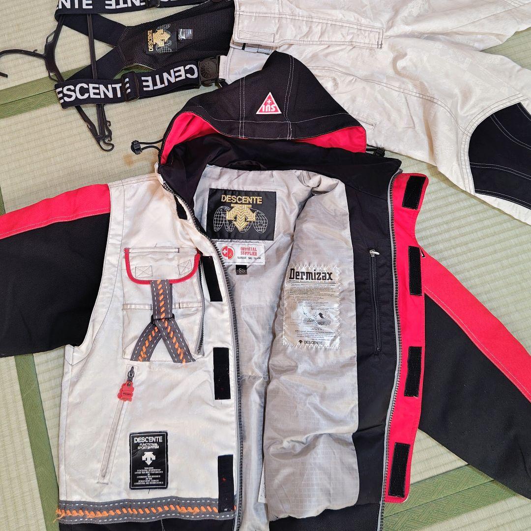 スキーウェア上下　デサント