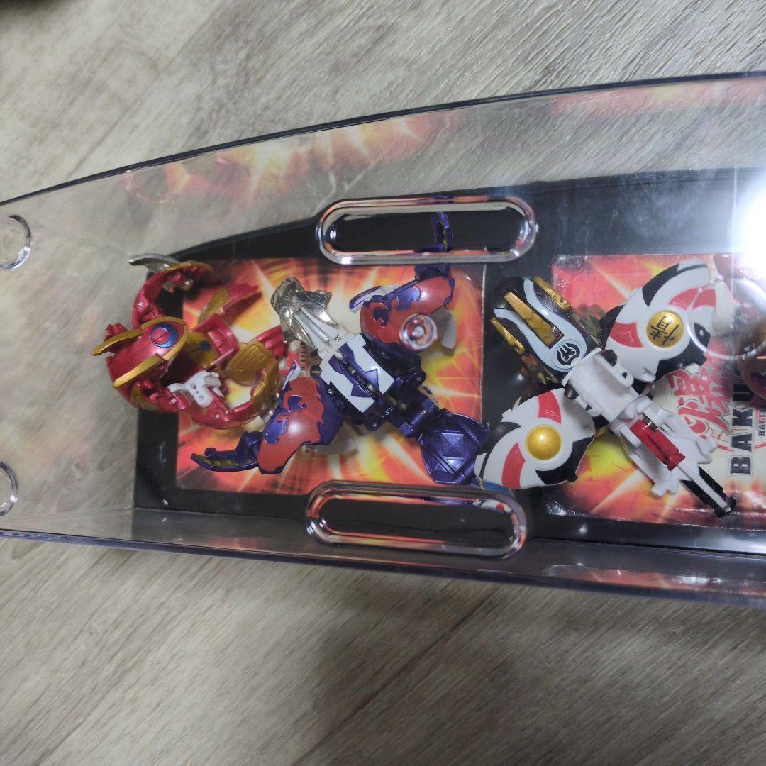 (新品同様)　爆丸　セット