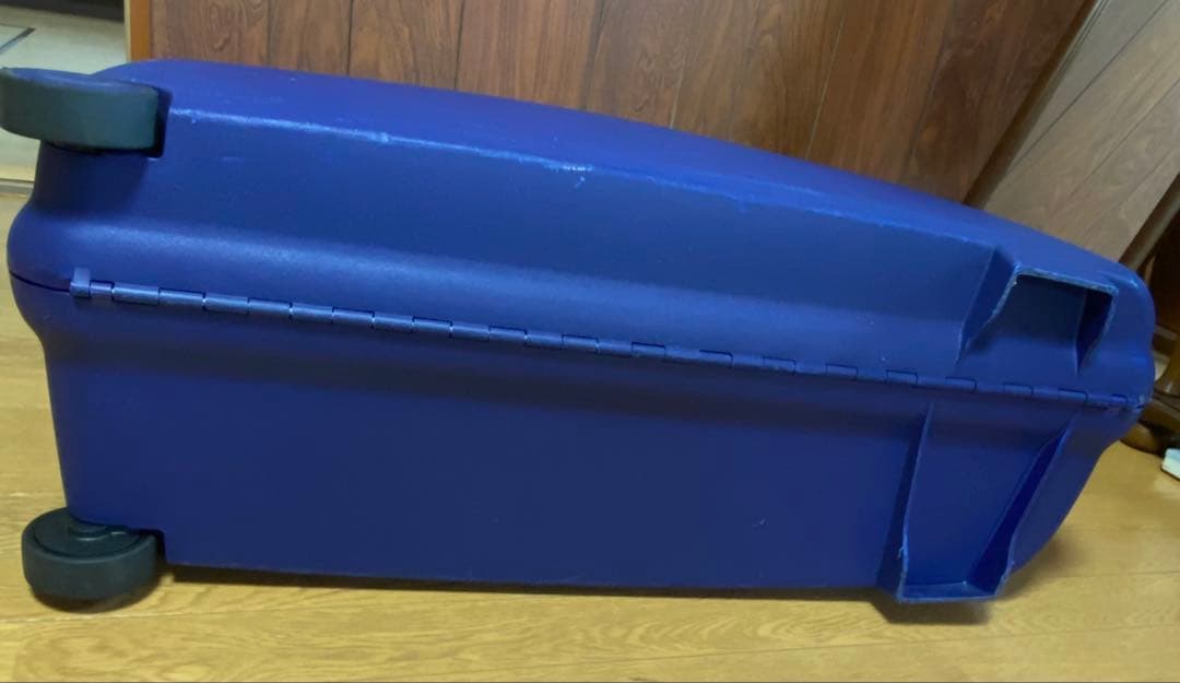 サムソナイト Samsoniteオイスター欧州デザイン