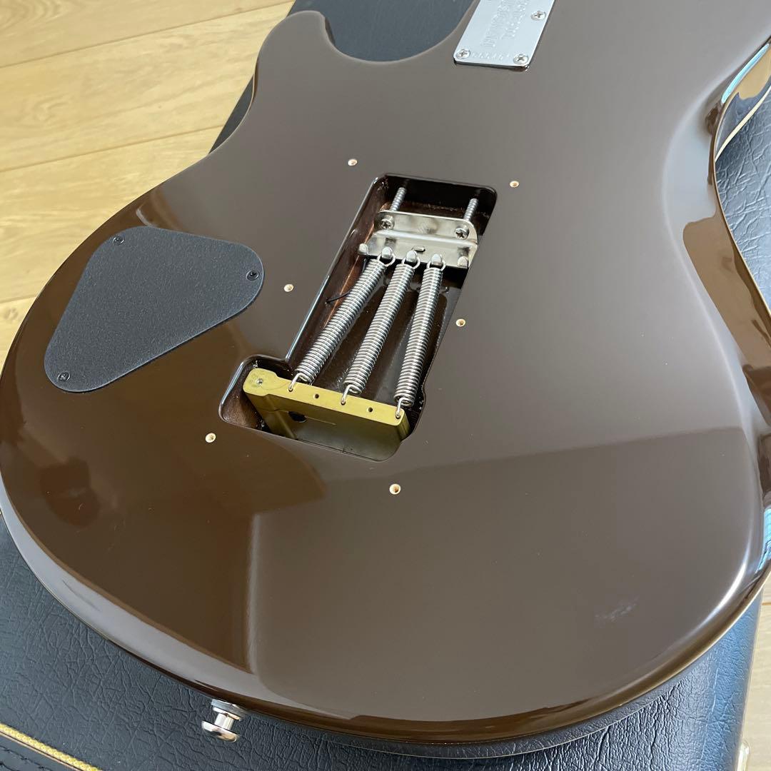 ギター Music Man AXIS Tribute Translucent Black