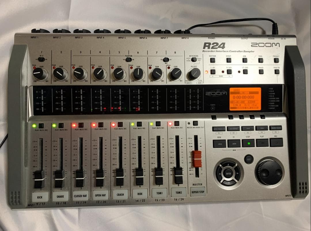古賀森男　ZOOM R24 マルチトラックレコーダー