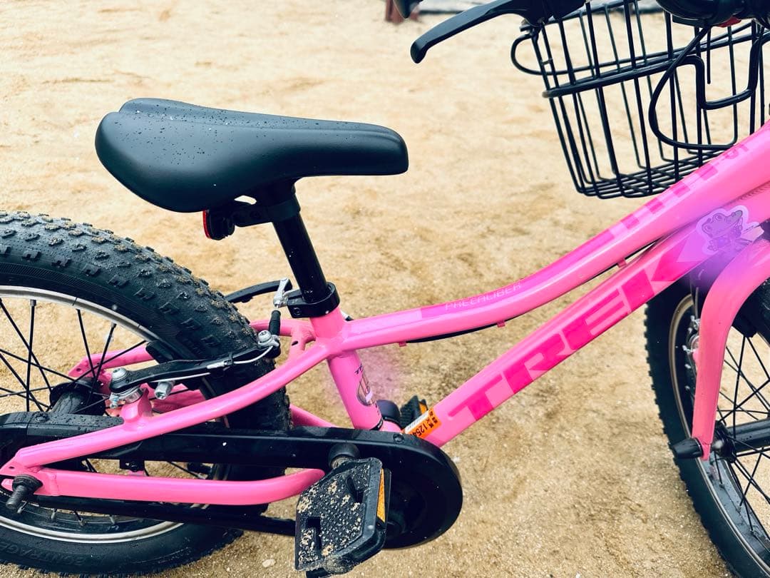 Trek Precaliber 16 ピンク 幼児用自転車