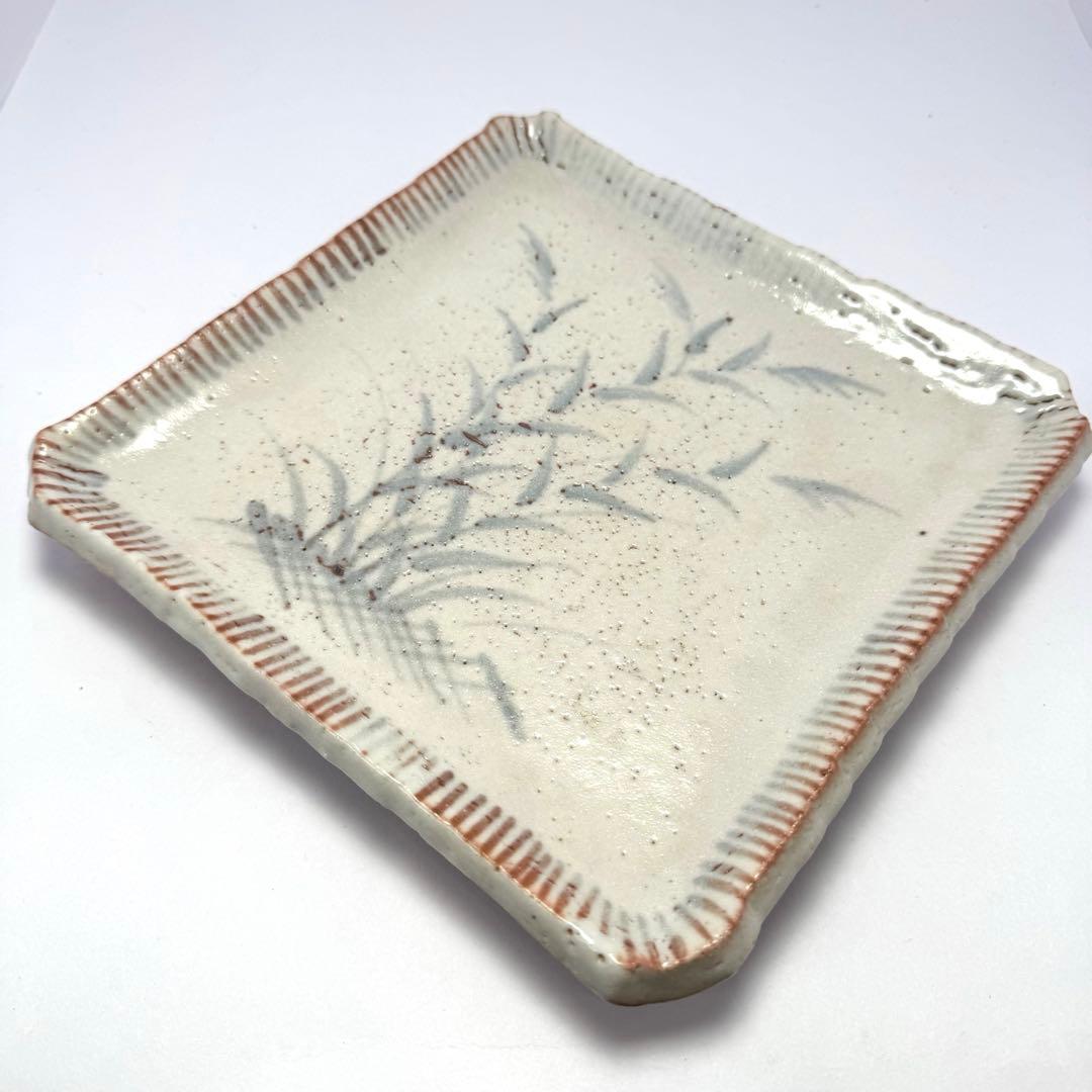 新品未使用 城窯 志野焼 柴田増三 四方皿 伝統工芸 陶芸 共箱 説明書