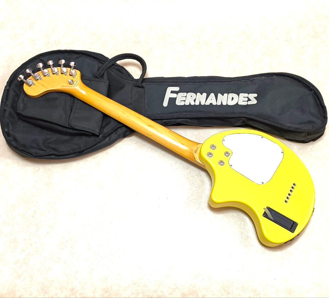 【超美品】ZO-3 イエロー アンプ内蔵ミニギター 専用ケース付 ぞーさん