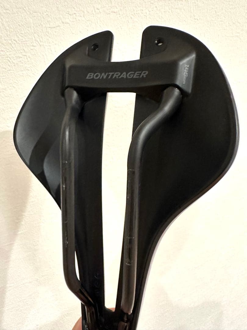 美品BONTRAGER AEOLUS PRO カーボンレール サドル