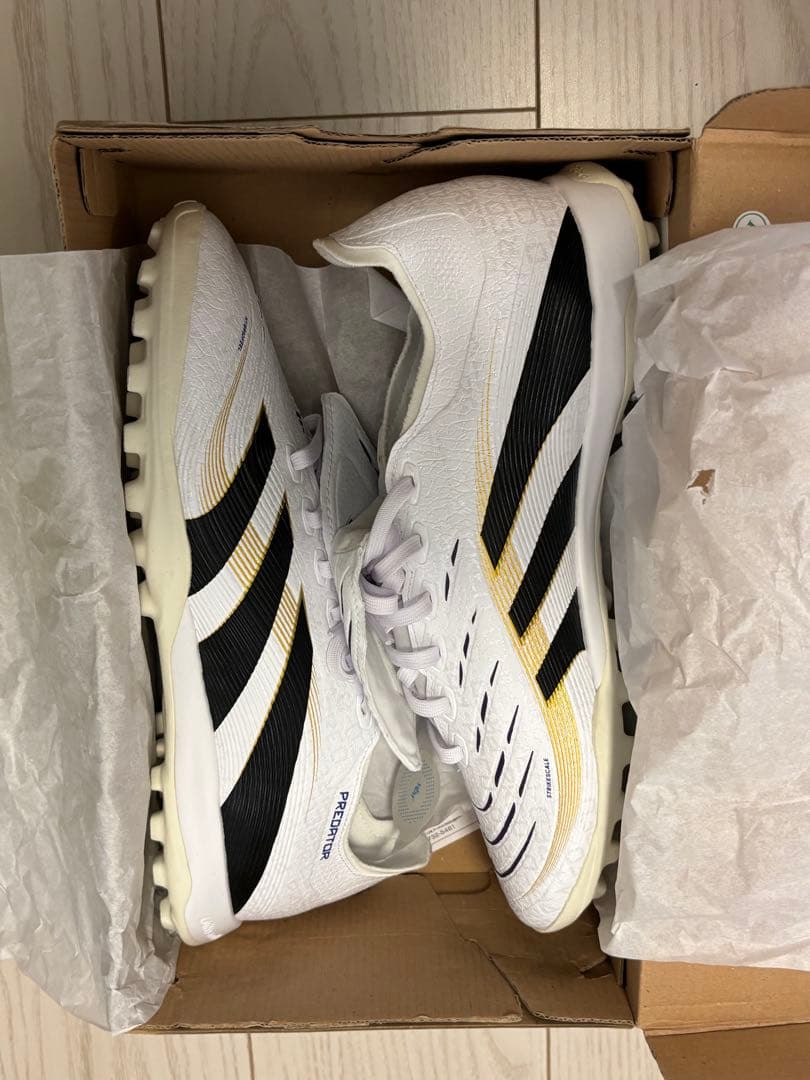 ☆☆☆☆ プレデター LEAGUE FT TF 27.5センチ