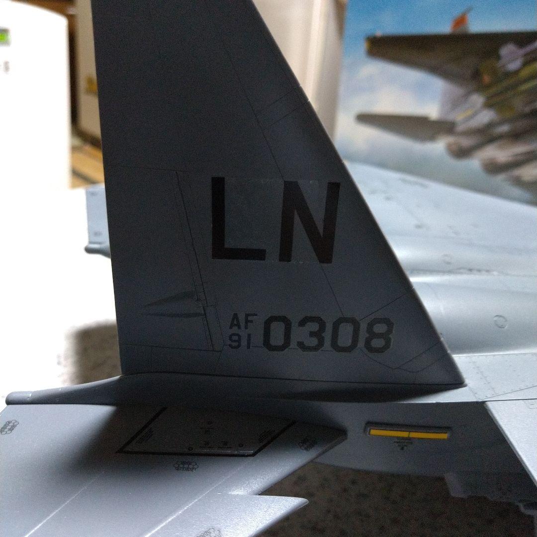 F15ストライクイーグルのバンカーバスター搭載機塗装済完成品