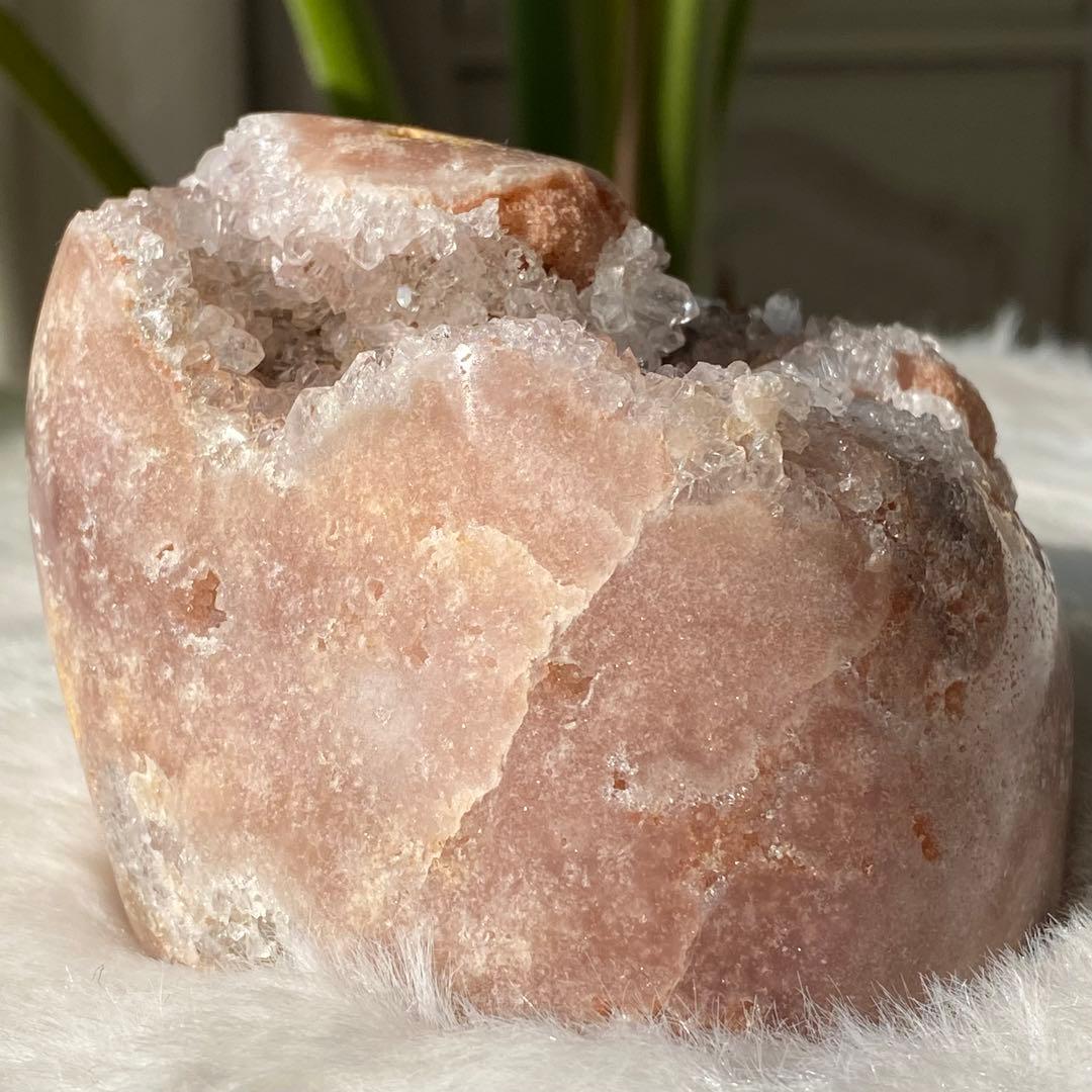 【 天然石 ピンクアメジスト ドゥルージー 原石 ドーム 約670g】