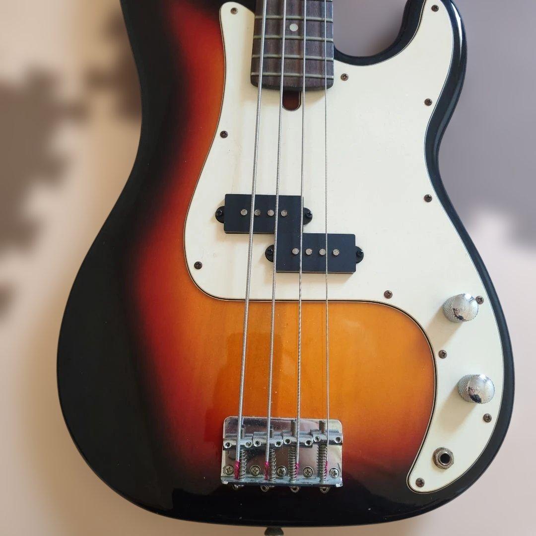 Bacchus Universeries エレキベース