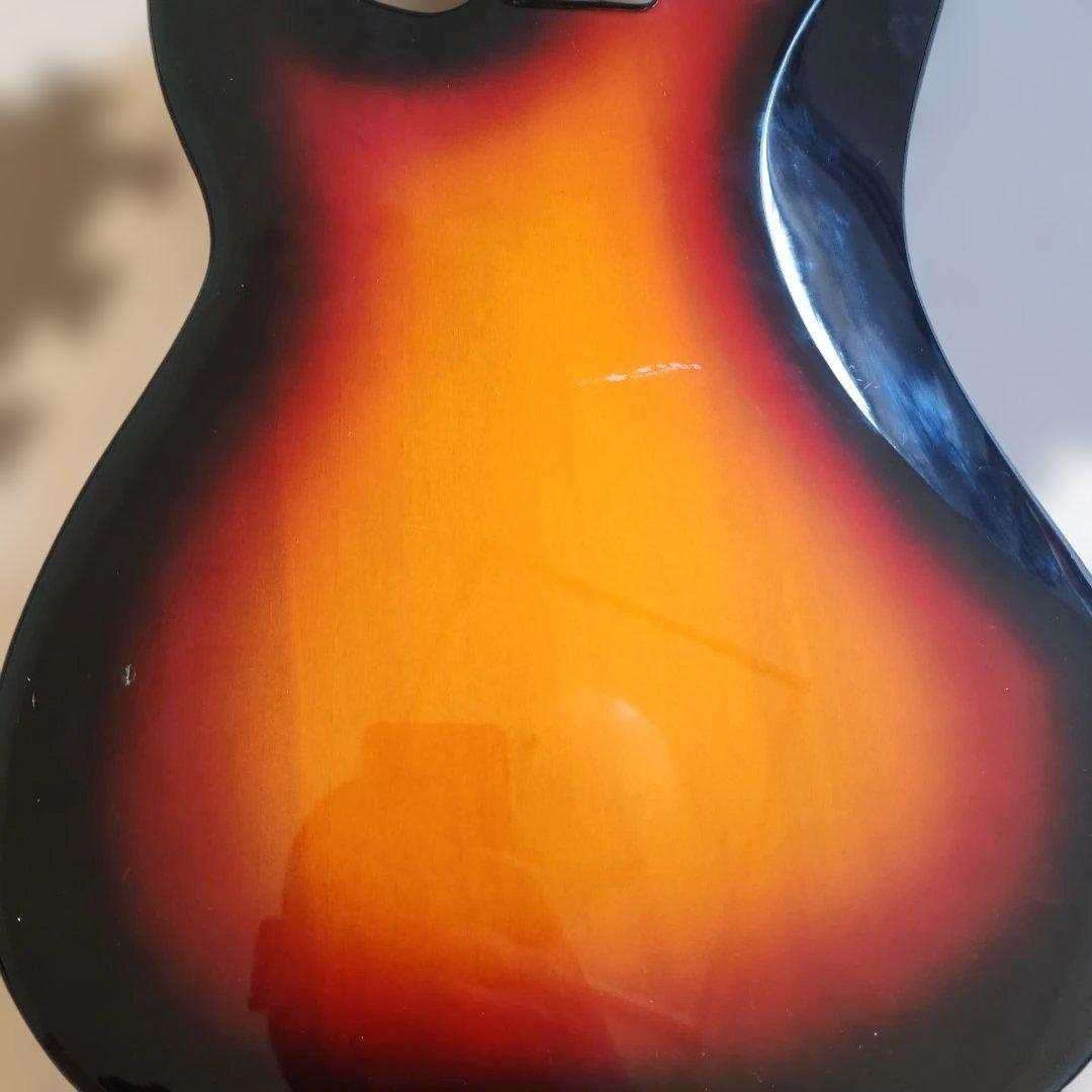 Bacchus Universeries エレキベース