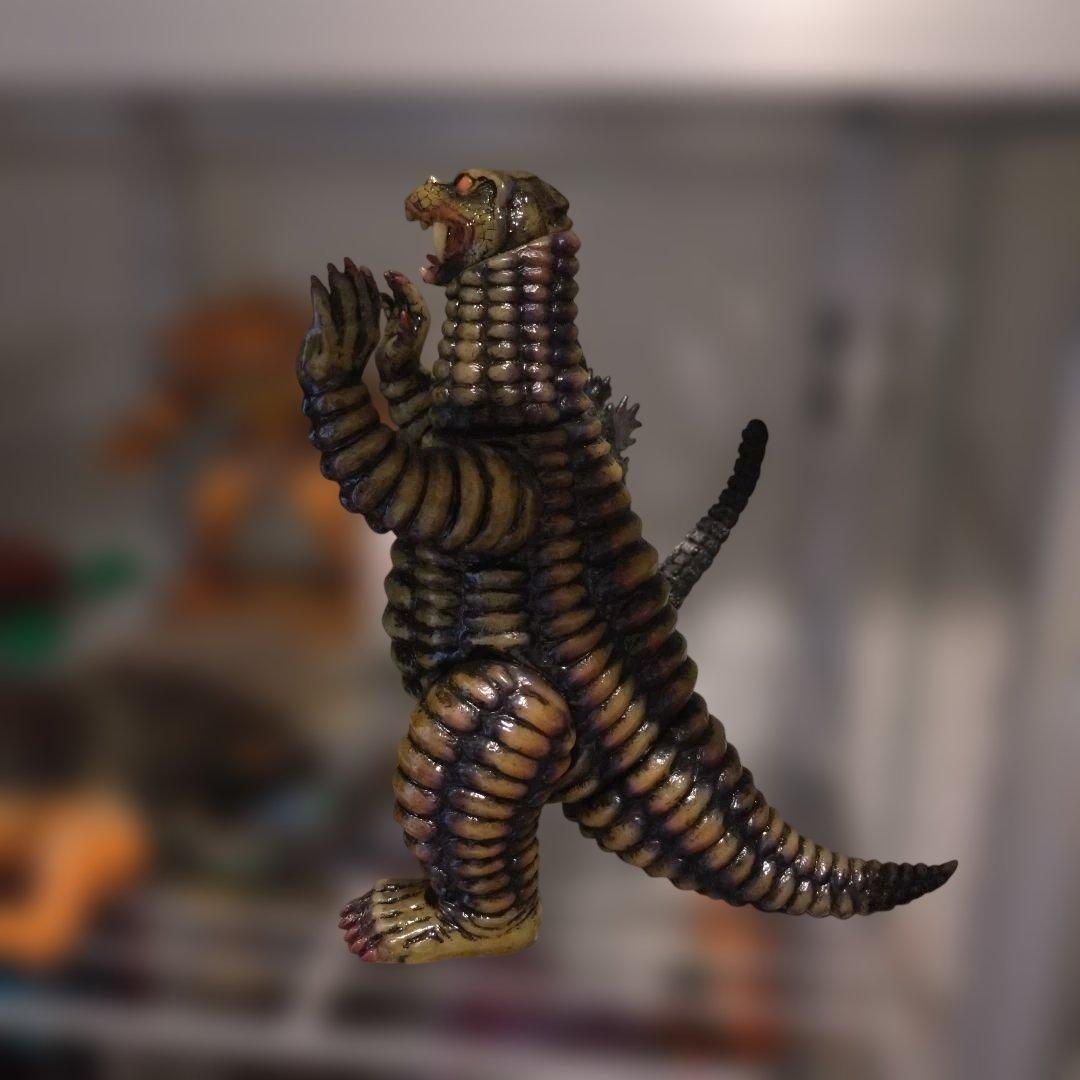 楳図かずお ウルトラマン レッドキング グローver ソフビフューチャーモデルズ