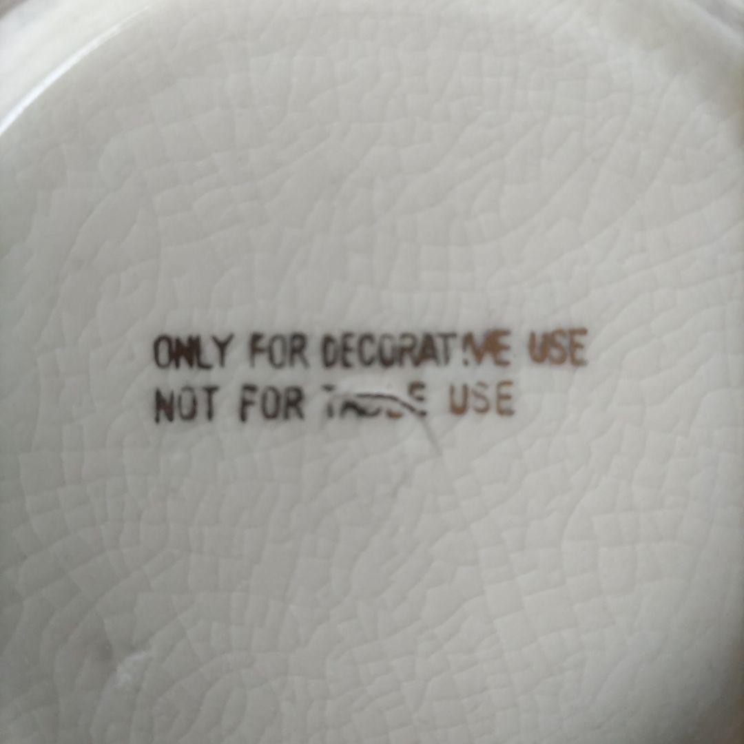 『鶏と紅葉の模様の陶器』工芸品・観賞用