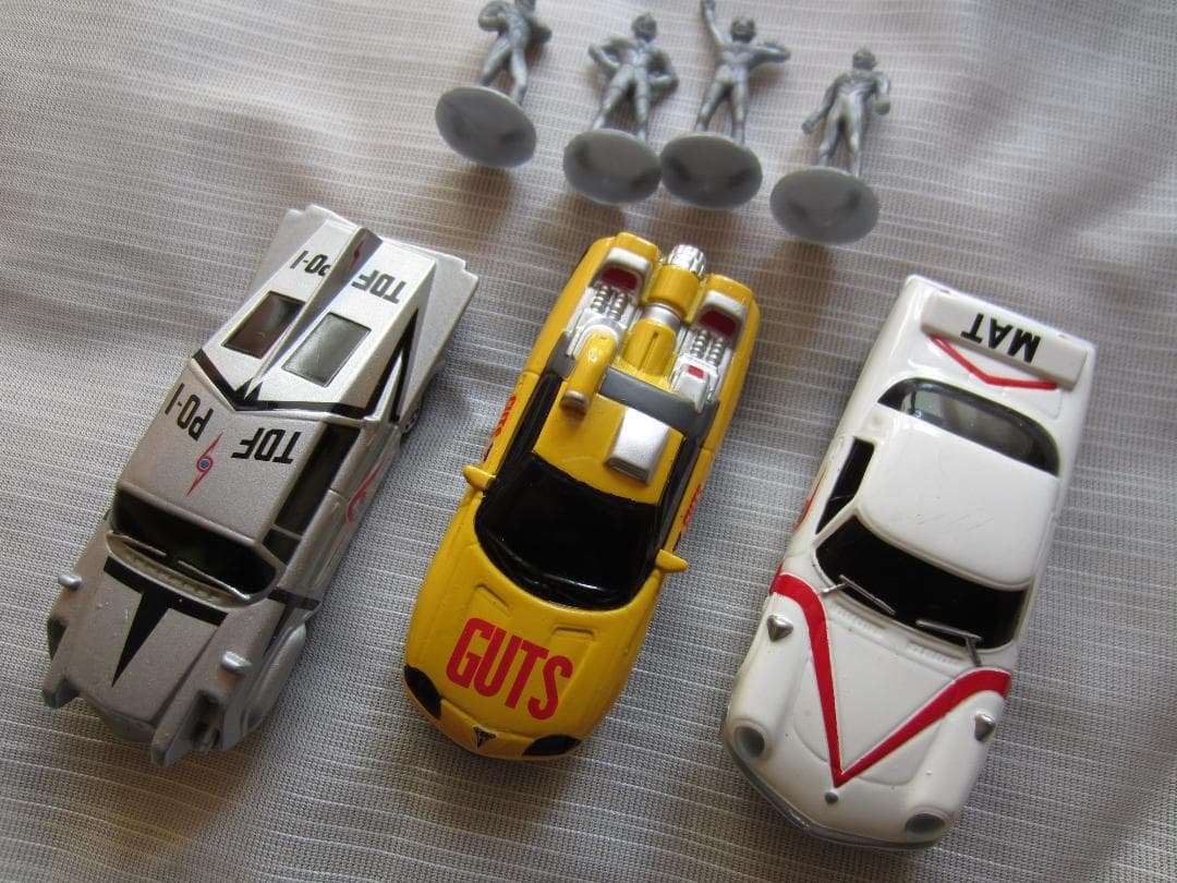 円谷特車３台セット／TDF ポインター、MATビハイクル、GUTSシャーロック