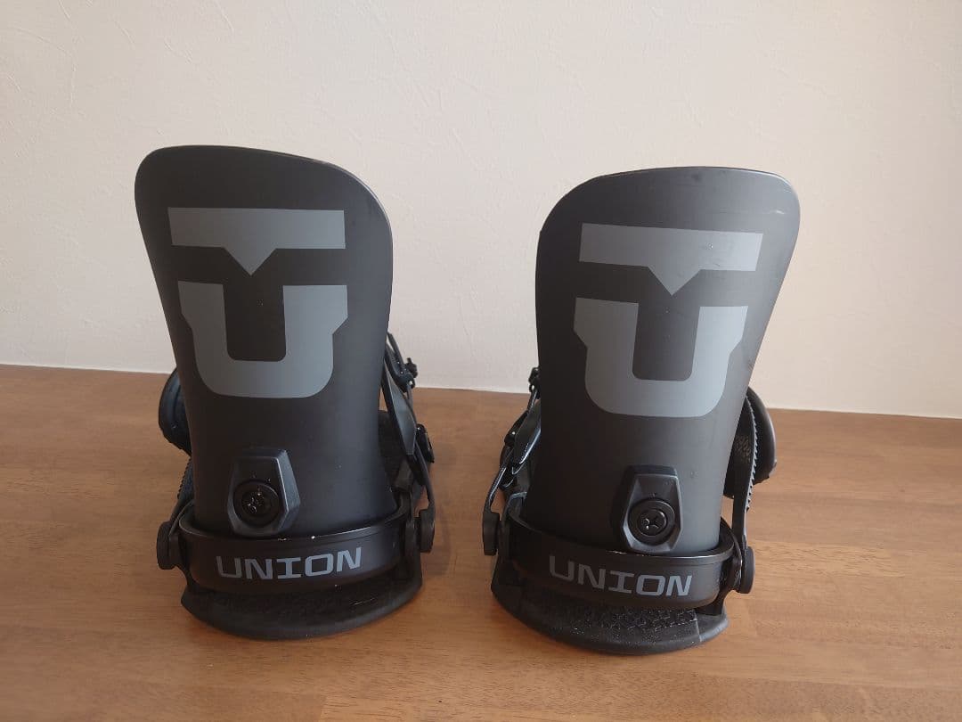 UNION STRATA（ユニオン ストラータ） Mサイズ 黒 箱付き 美品