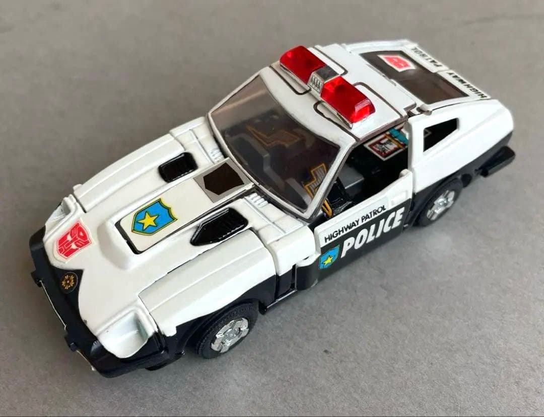 トランスフォーマー　サイバトロン　戦略家　プロール　1982年　タカラ