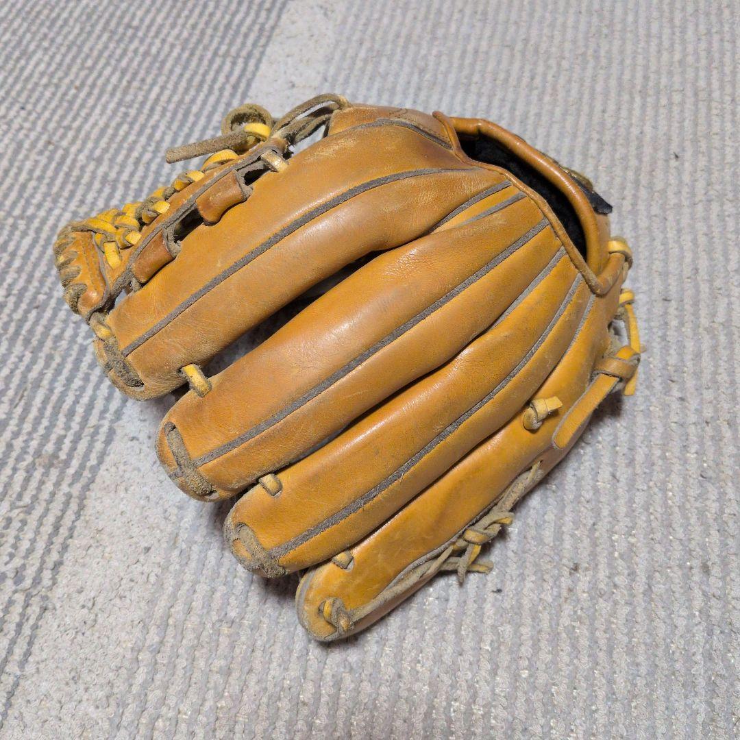 Zeeems 硬式内野用グローブ