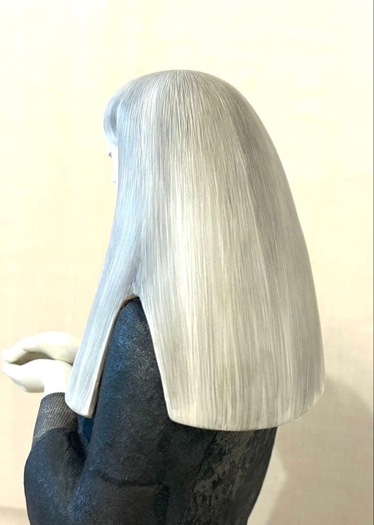 岩瀬なほみ　木彫布貼人形　蛍