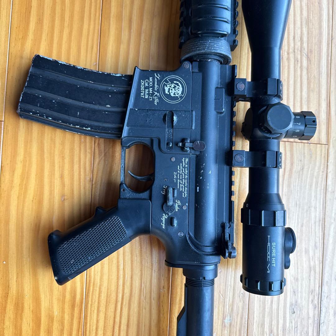ジャンク品　M4A1 電動ガン ブラック スコープ付き