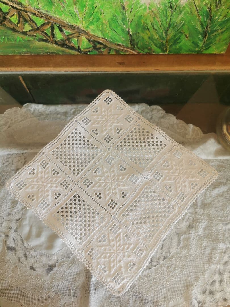 ヴィンテージ 北欧ハーダンガー/ヒデボ 白糸刺繍 ドローンワーク スクエアクロス