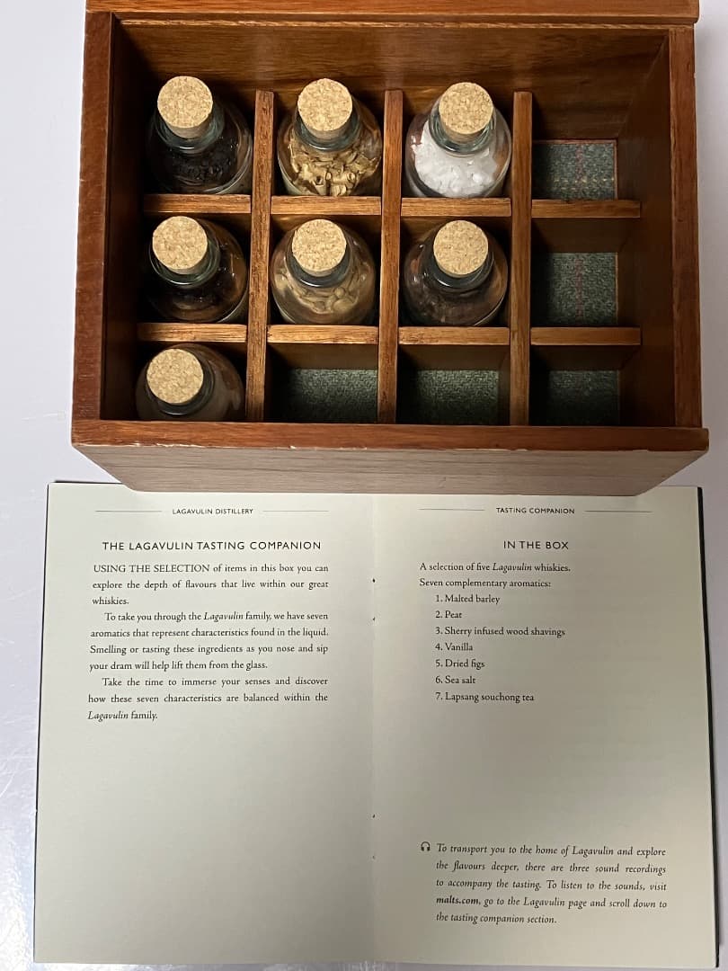 LAGAVULIN蒸留所限定200周年記念 TASTING COMPANION