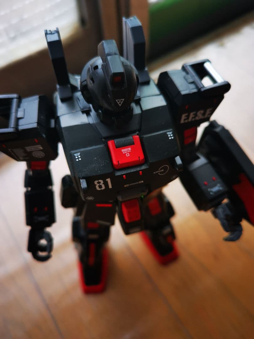 ガンダムEz-8 塗装済完成品メタルパーツ組込み