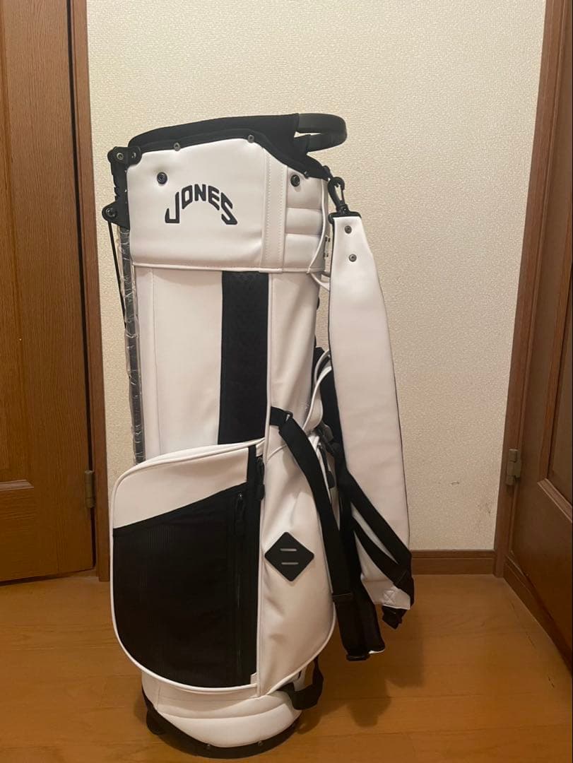 JONES ホワイト キャディバッグ　【新品未使用品】