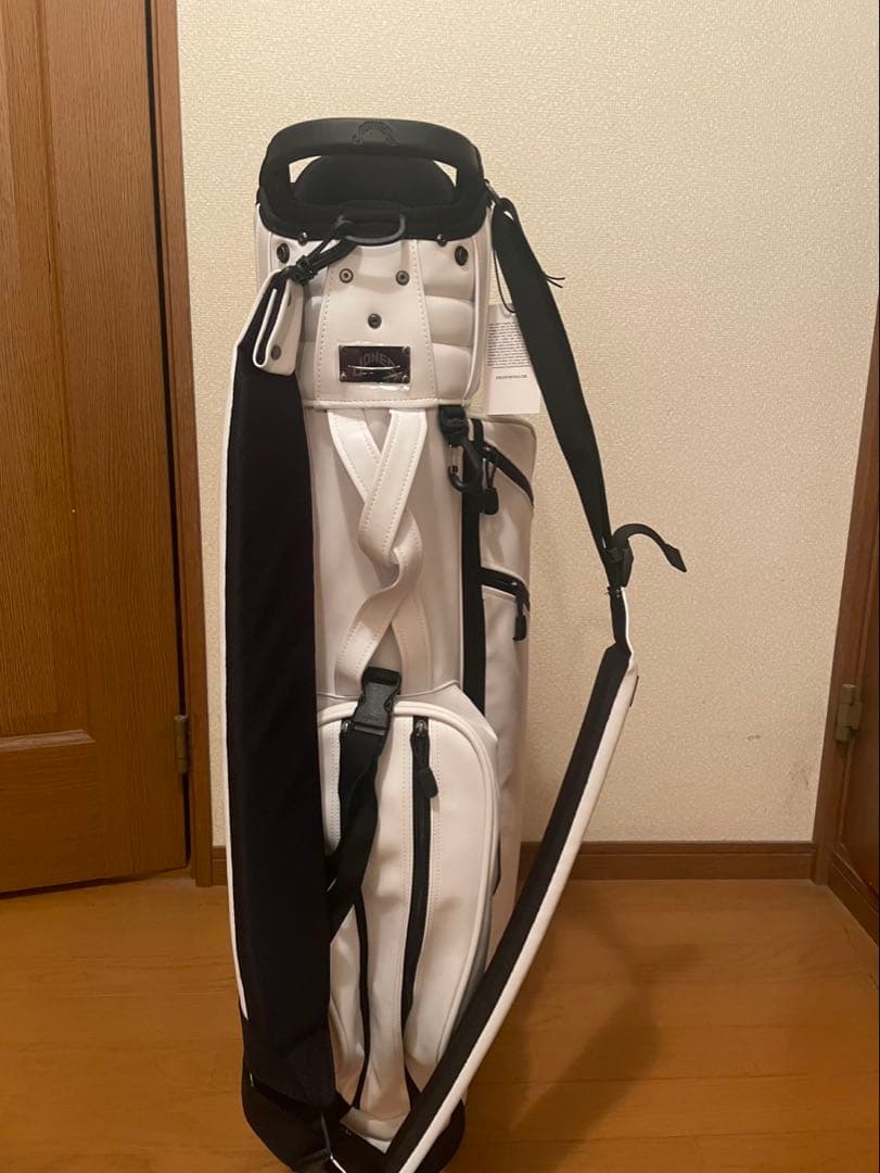 JONES ホワイト キャディバッグ　【新品未使用品】