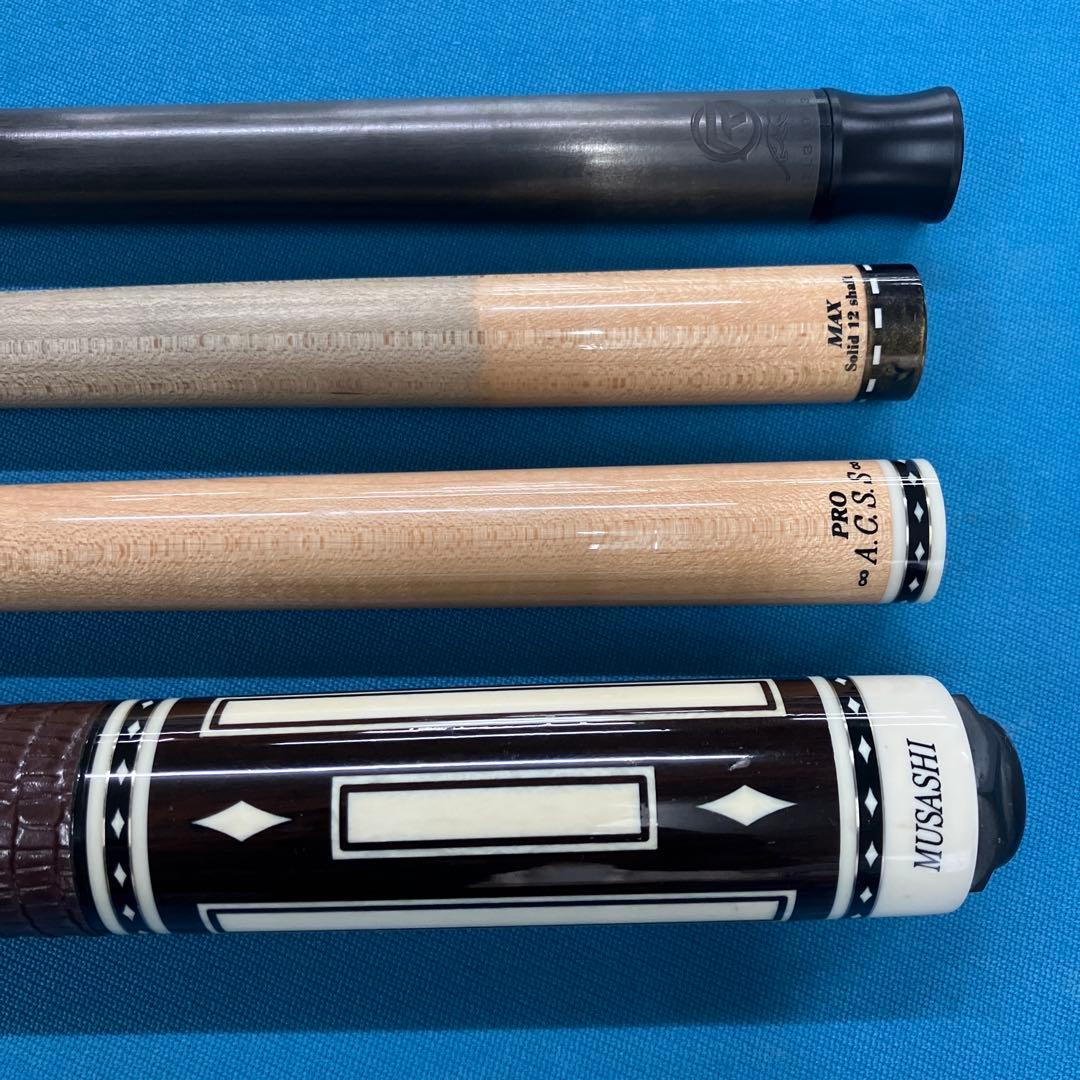 アダム　ムサシ