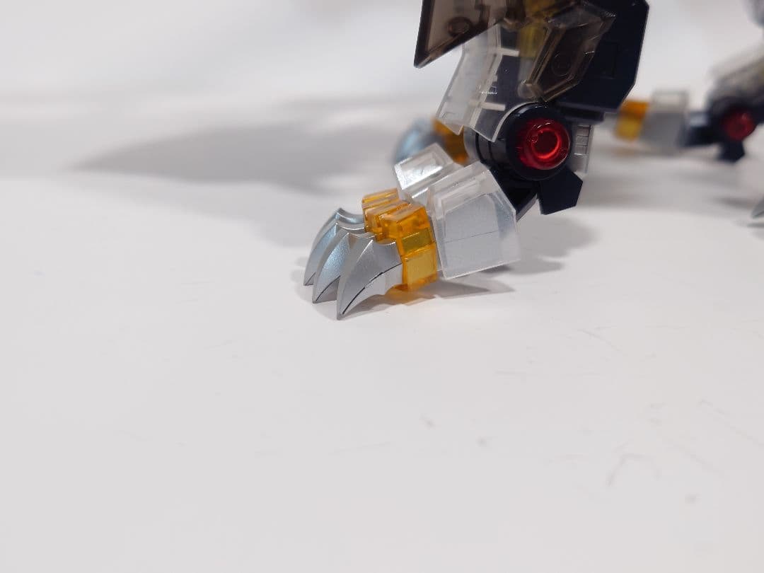 ゾイド　もどき　ムゲンライガー クリアver.電飾付パール塗装　グロス仕上げ