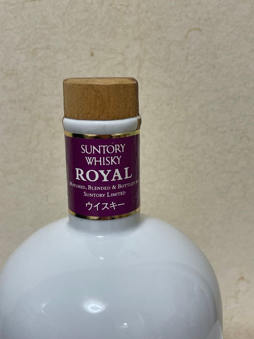 サントリー ウイスキー古酒陶器 600ml 43%