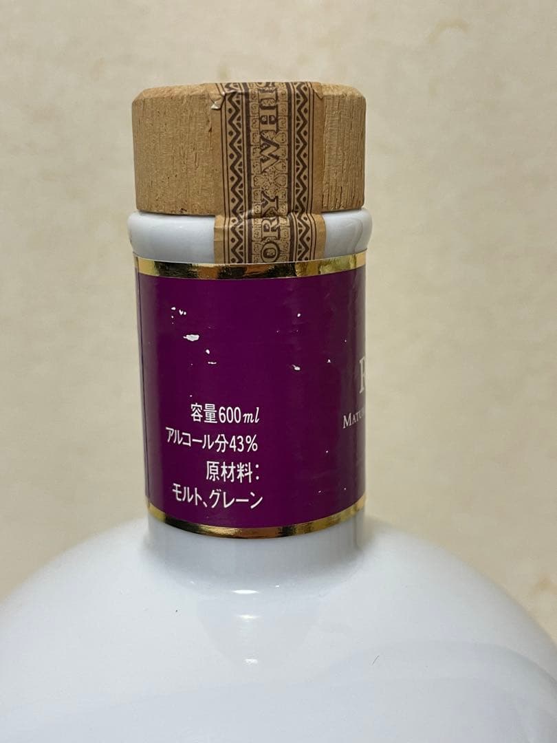 サントリー ウイスキー古酒陶器 600ml 43%