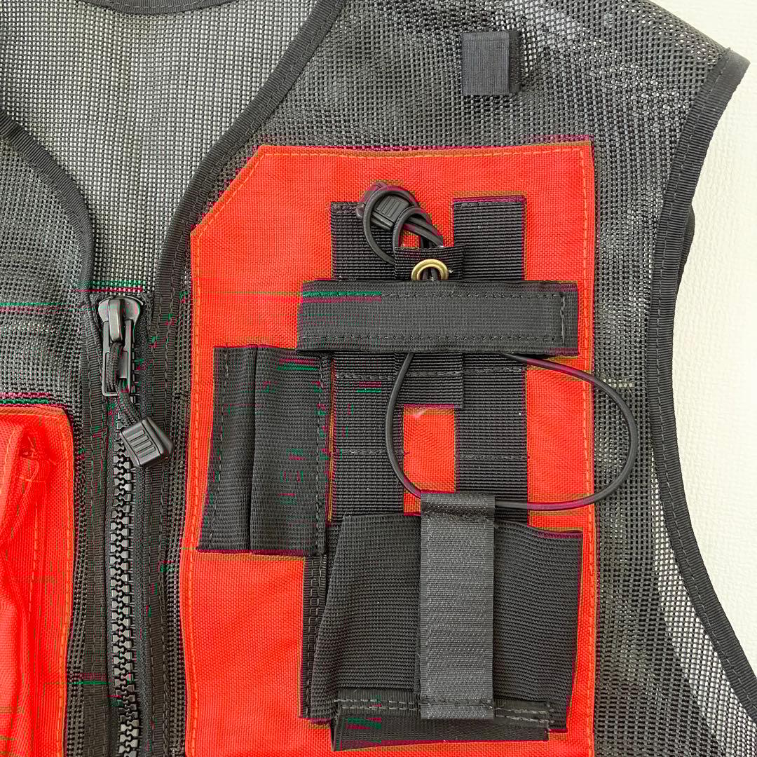 【美品】ベスト 未着用　反射材付き　赤　黒　FERNO 　ファーノ　送料無料