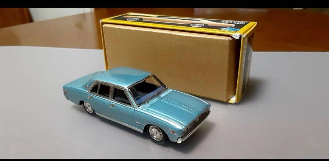 アンチモニー　アドバンスピリット　セドリック　230タイプ　1/43