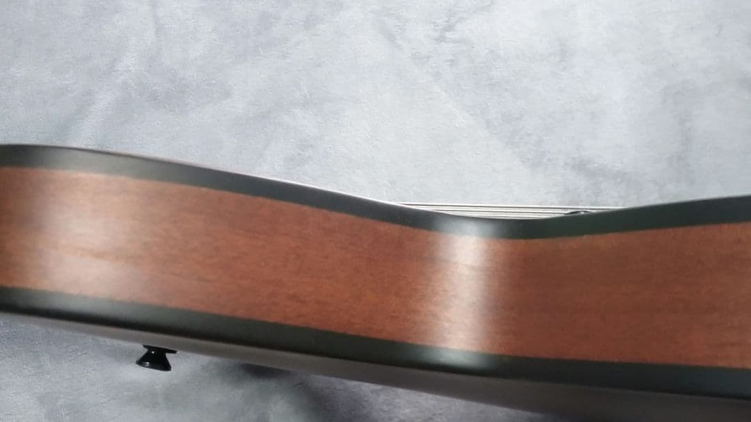 ギター Epiphone Dot Studio