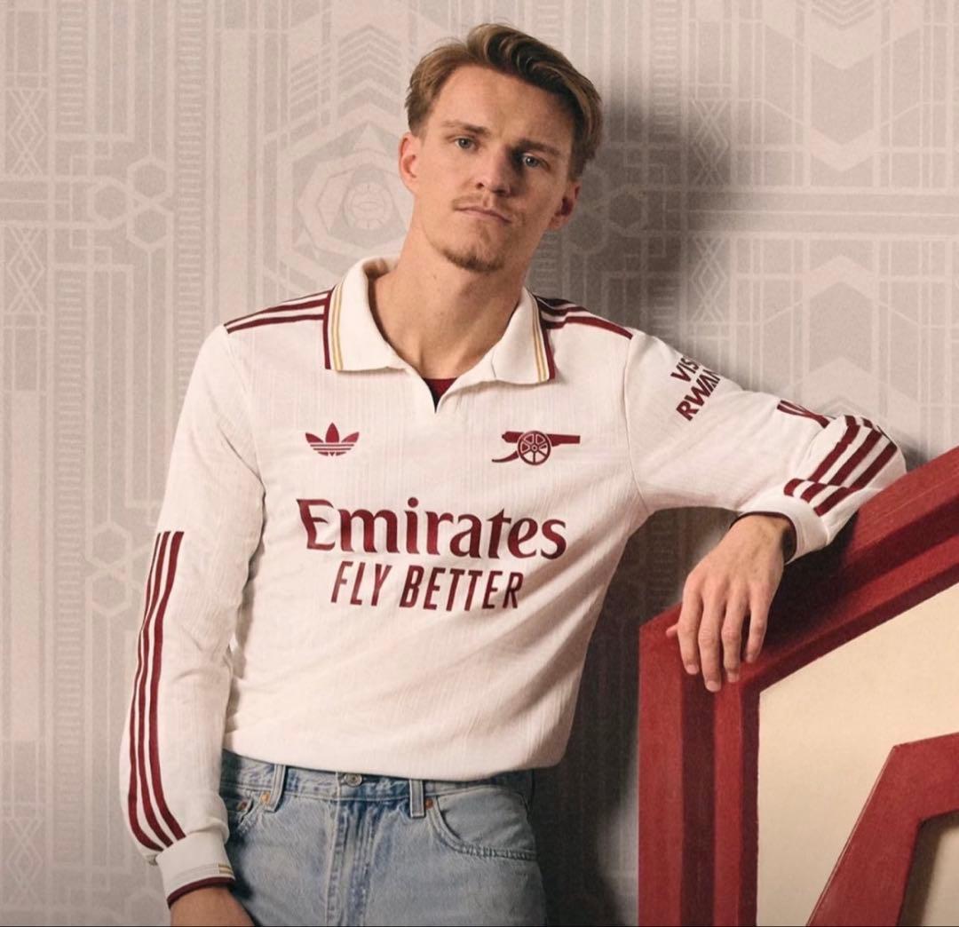 25-26 アーセナル　アディダス　長袖3rdユニフォーム　正規品　新品