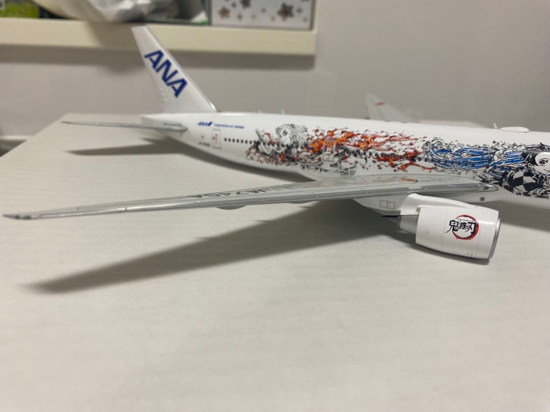 R*7様 ANA Boeing 777-200ER ダイキャスト 1:200ギア