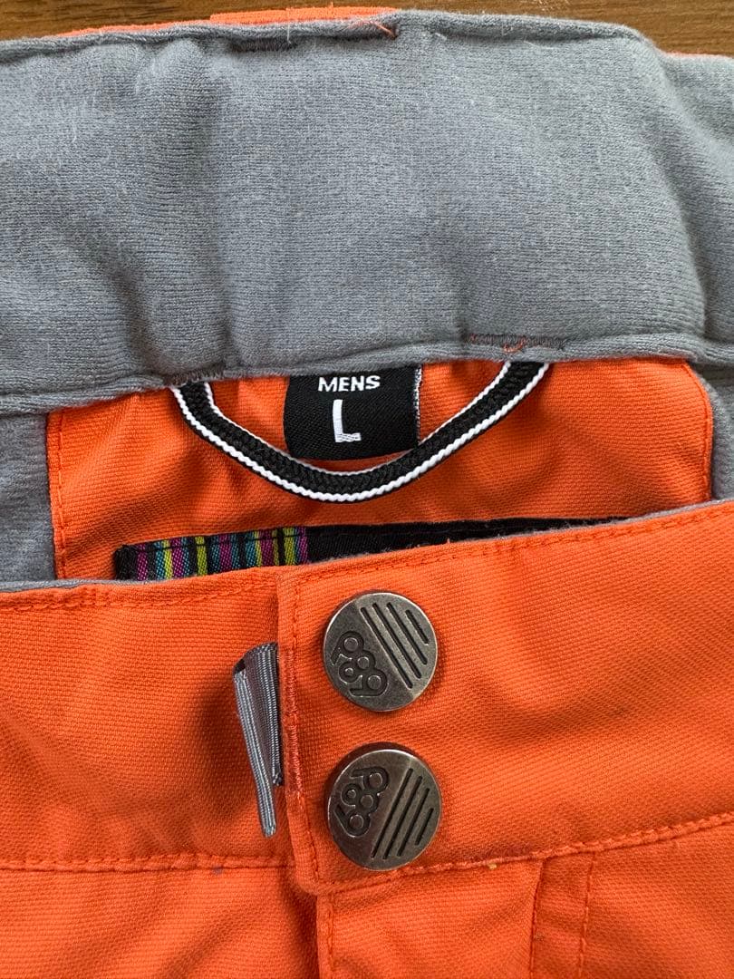 686 FUELメンズ（L）スキーウェア　スノーウェア　上下セット　オレンジ