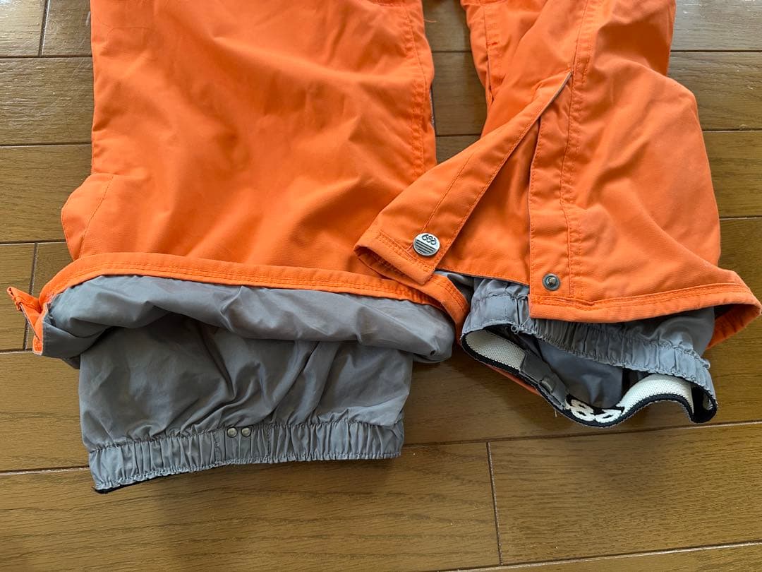 686 FUELメンズ（L）スキーウェア　スノーウェア　上下セット　オレンジ