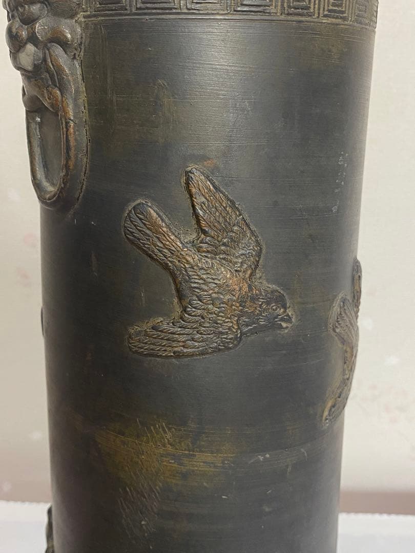 ⭐️明治時代 貼花 鬼面 鷹 翔雀文様 筒形壺 瓶 一点物 置物飾り 骨董品