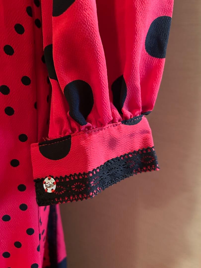 中古美品アトリエナオミ　フラメンコドレス 赤と黒の水玉模様ツーピース