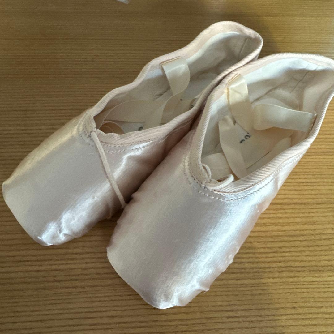 Sogei  U CUT トゥシューズ