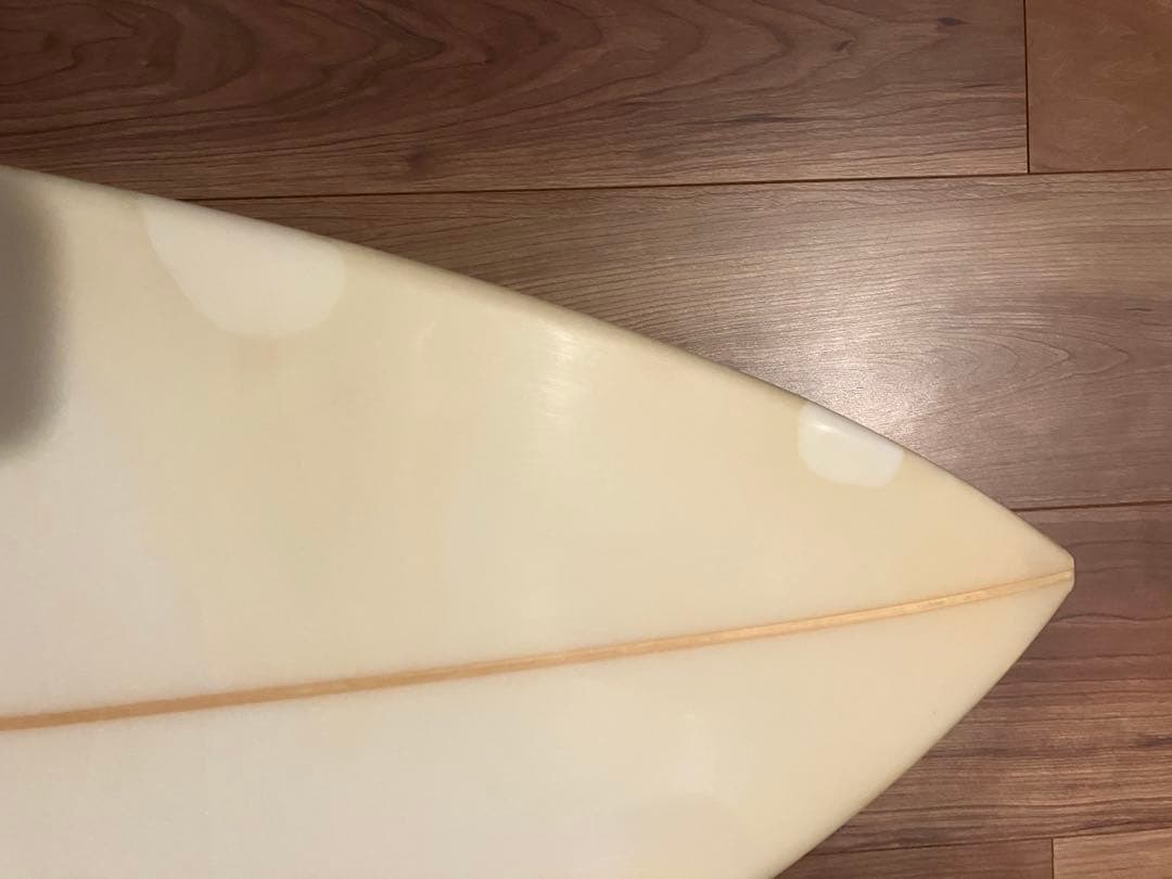 ショートボード 6'0\" x 18 5/8\" x 2 1/4\" フィン付き