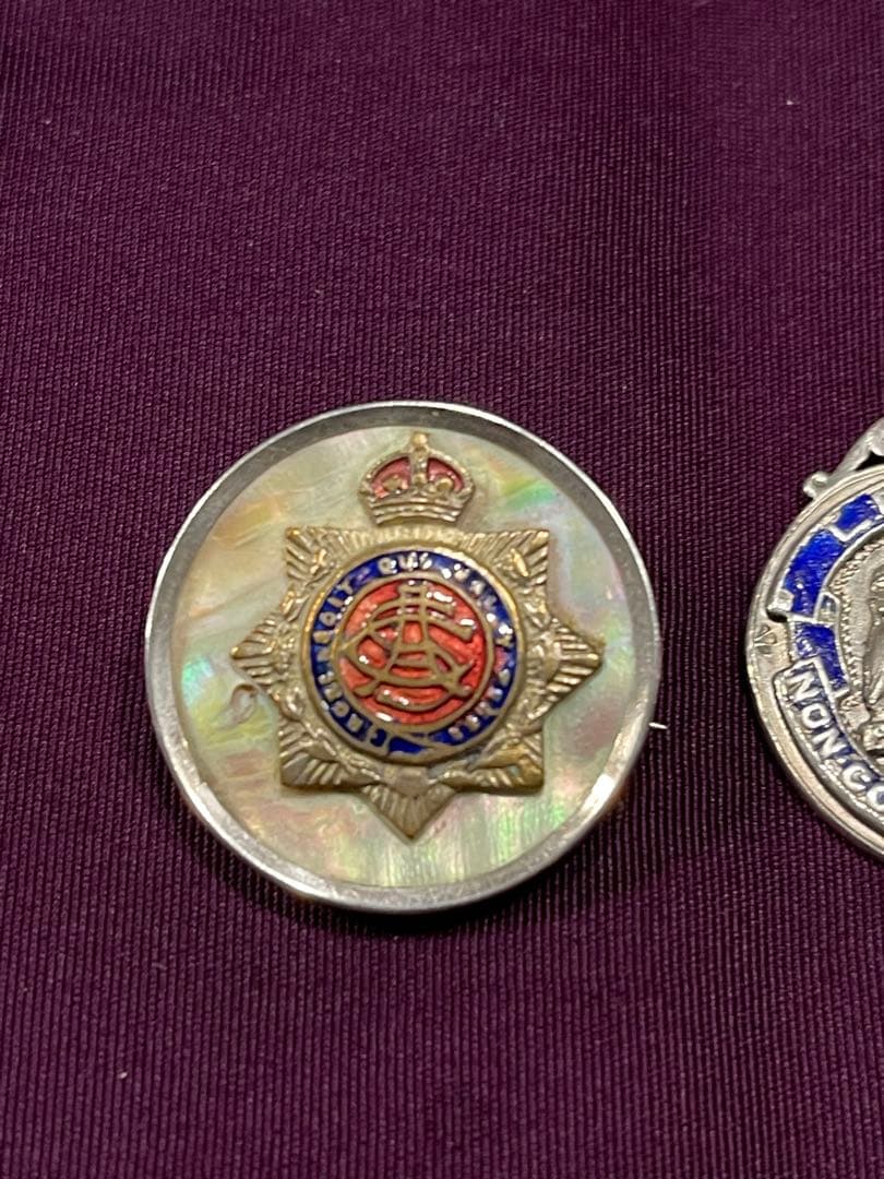 イギリスアンティーク スポーツ シルバー メダル & ブローチ STERLING